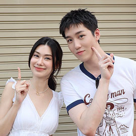 เริ่มต้นคิวแรก.. ขอส่งหัวใจ บวกจิ้มแก้มคิวท์ ๆ ให้ทุกคน