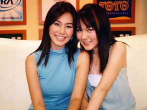 "นาเดีย" - "ไดน่า" พี่น้องต่างขั้ว  เผยสเป๊คหนุ่มยังแตกต่าง