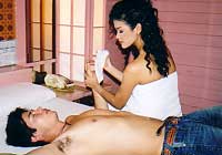 "หญิง" ตบจริง เหตุหึง "อ้น" เปลือยอกซบ "ฮาน่า"