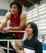 "น้องใหม่ร้ายบริสุทธิ์" วันอาทิตย์ที่ 23 พฤษภาคม 2547  - ทีเด็ด อ.จารุ