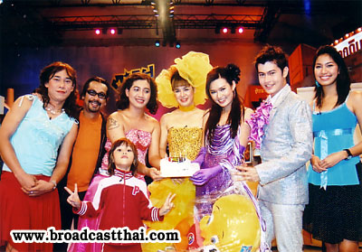 วันเกิดปีนี้ขอให้มีงานโชว์ตัวเยอะๆ...