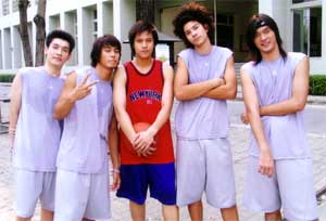 แทนที่ - น้องใหม่ร้ายบริสุทธิ์ วันอาทิตย์ที่ 6 กุมภาพันธ์ 2548