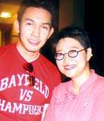 เลี้ยงปิดกล้องละคร 