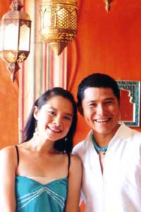 ปราสาทกลางป่า - ศุกร์สบาย วันศุกร์ที่ 10 มิถุนายน 2548