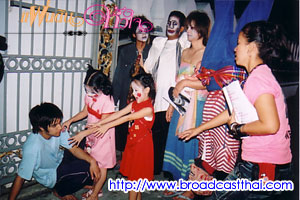 "แอม" โดนดี ผีหลอกจนจับไข้หัวโกร๋น