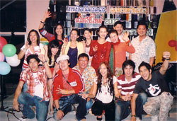 บรอดคาซท์ ไทยฯ เลี้ยงฉลองปิดกล้อง "คุณยายสายเดี่ยว"