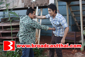 "บอย-พิษณุ" บู๊ผิดคิวพลาดท่า "ปลา-กรกฎ" โดน...! เสยคางเลือดอาบ