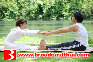 "อั้ม" จับ  "แอน" เล่นโยคะบำบัดบ้า!!!