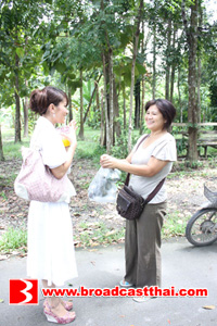 "แอน" ชื่นใจแฟนคลับแห่ให้กำลังใจ