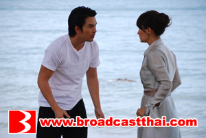 "แอน" น้อยใจ "อั้ม" โดดลงทะเลประชด!!!