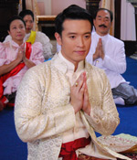 "ผีธัญญ่า" เฮี้ยนรังควาญงานแต่ง "ชาย-น้ำผึ้ง" สุดป่วน!!!