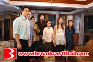  "ชาย" กอด "ผีธัญญ่า" น้ำตาท่วมอำลาจอ!!!