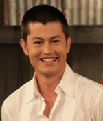 "ด้วยมือของเรา"