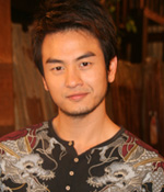 "รักเปลี่ยนโลก"