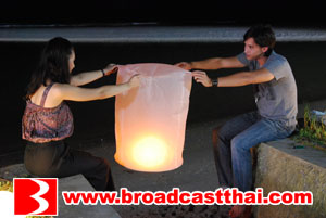 "โบว์" อกหักซบ..อก "หลุยส์" สร้างรักใหม่ !!!