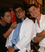 "เข้าทรงเอเลี่ยน"