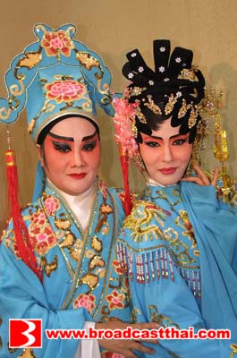 น้ำผึ้ง-ณัฐริกา ทุ่มสุดตัวแต่งงิ้วชุดใหญ่โชว์ลีลาร่ายรำ