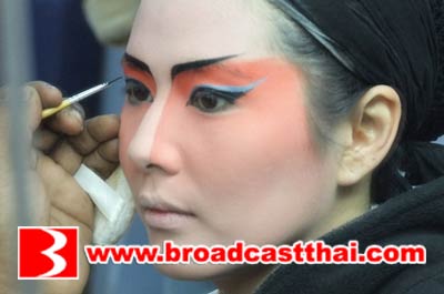 น้ำผึ้ง-ณัฐริกา ทุ่มสุดตัวแต่งงิ้วชุดใหญ่โชว์ลีลาร่ายรำ