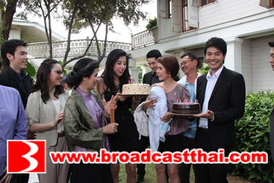 เซอร์ไพร์ส วันเกิด โดนัท-ไอซ์ กลางกองละครดอกส้มสีทอง