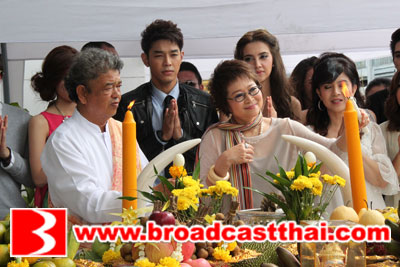 บวงสรวงละคร มณีแดนสรวง