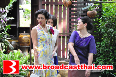 นุ่นเปิดศึก เหมียว+มี้ ปะทะตบรุ่นใหญ่!!!