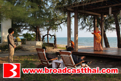 "ซาร่า" สวมบทนางระบำ  เต้นโชว์หน้าท้อง ยั่วน้ำลายมาเฟียค้ามนุษย์!!!