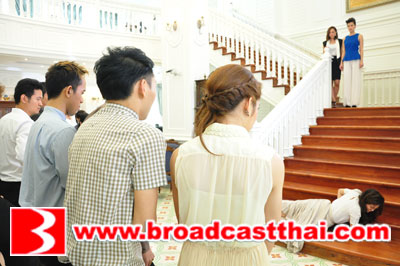 "ธัญญ่า" โหดตบประจาน "เจนี่" โทษฐานแย่งสามี!!!