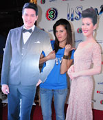 "ฉลองปิดกล้อง..หายเหนื่อย"