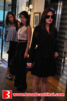  "เจนี่" แสบทรวงยั่ว "ปิ๊ป" หยามหน้า "ธัญญ่า" !!!