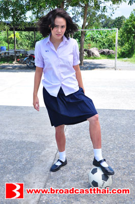 "เจนี่" เขินแอ๊ปเด็กแต่งชุดนักเรียน..ลดอายุ 13 ปี ยังได้อยู่!!