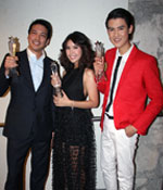 หน่องปลื้มนำทัพนักแสดงแรงเงายกเซ็ท คว้ารางวัลเวที TOP AWARDS