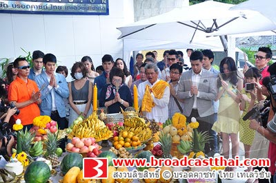 "มาดามดัน"