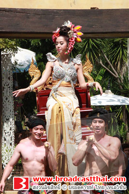 ไอซ์-อภิษฎา ทุ่มเท!!! ตื่นก่อนไก่โห่ แต่งเครื่ององค์อลังการ