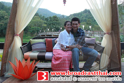 ขวัญใจสาวน้อยสาวใหญ่ในกองฯ