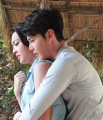 "ต๊ะ-น้ำตาล" เครียด!!! เข้าฉากนัวเนียขืนใจ ซีนอารมณ์หนัก!!! 