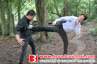 "อั้ม-เจนี่"บ้าพลัง!!!  รีเควช ผกก. จัดเต็มฉากบู๊ 