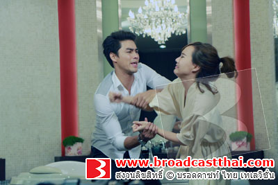 "เพ็ชร" เมาแอ๋!!!  บุกเข้าห้องน้ำ "เต้ย" เคลียร์ปัญหารักไม่ลงตัว