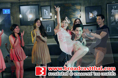 กิก-เพ็ชร  ช้ำรักหนัก!!! กอดคอเมาปลิ้น หมดสภาพ!!!