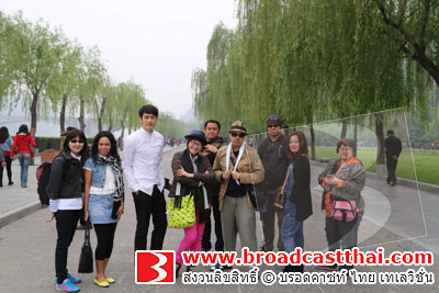 "หน่อง อรุโณชา" พา "ฟิล์ม" บุกจีน เรียนวิชากังฟู