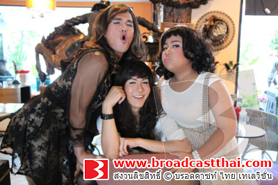  อุ๊ยตายว้ายกรี๊ด! "ป๊อป" สาวแตก!!