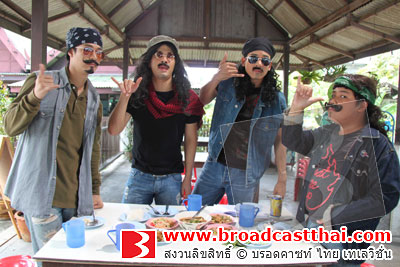 "ป๊อป-ติณห์-แบงค์-อาไท" ประชันหล่อ แนวเพื่อชีวิต