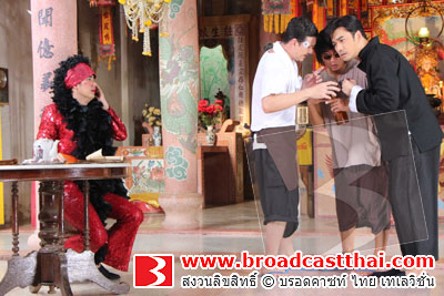 "ฟิล์ม" แต๋วแตก! แต่งคาบาเร่ แดนซ์สะดิ้ง