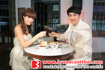 "ฟิล์ม-ซูซี่" ดินเนอร์หวาน ชั้นประหยัด