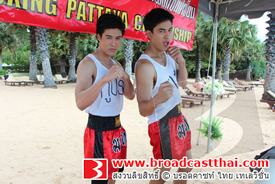 "ป๊อป-แบงค์" ต่อยมวยทะเล พิสูจน์รัก