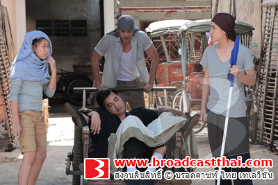 "ฟิล์ม" รับศึกหนัก เข็น "เจมส์-เปิ้ล-กอล์ฟ" หนี "ท็อป"