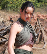 "วาววา" ควงขวานบู๊ระห่ำเกินหญิง