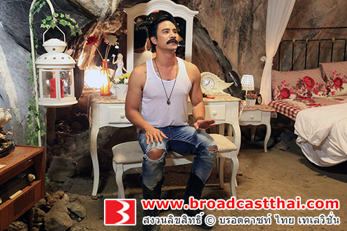 "เบนซ์" สะกิด "น๊อต" เล่นจ้ำจี้ ปลุกอารมณ์ชวนกันออกสเต็ปคาวบอย