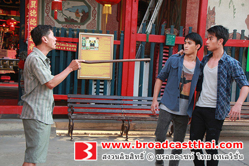 "สัมผัสพิศวง" ดึง "บีม-ฟิล์ม-ไฮด์" พลิกลุควัยใส รับเชิญบทโจ๋อันธพาลสะท้อนปัญหาสังคม