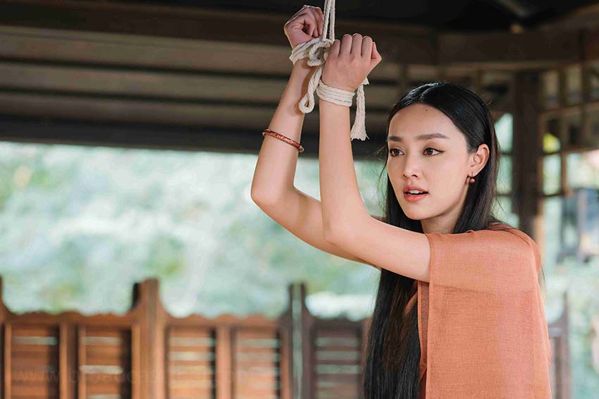 "เบลล่า-น้ำตาล" ถึงเวลาปล่อยของ ฟาดเดือดเกือบไม่ยั้ง "รัดเกล้า" ขอจบดราม่างัดไม้เรียวโบย งานนี้มีเสียน้ำตา ใน "พรหมลิขิต"