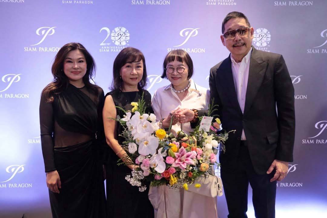 "พี่หน่อง อรุโณชา - พี่ไก่ อรรควุฒิ" ร่วมแสดงความยินดีในงาน "Siam Paragon 20th Anniversary : A Journey of Extraordinary Dreams"